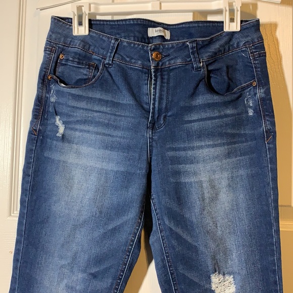 Kensie - Picture 2 of 8